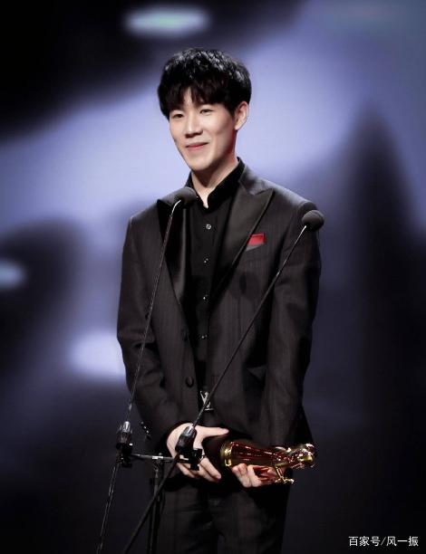 HLE公布大名单：SamD担任ADC